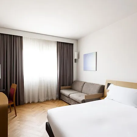Novotel Caserta Sud Exterior photo