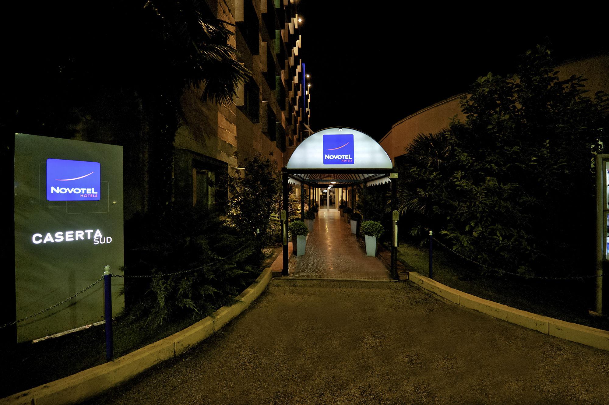 Hotel Novotel Sud 4*