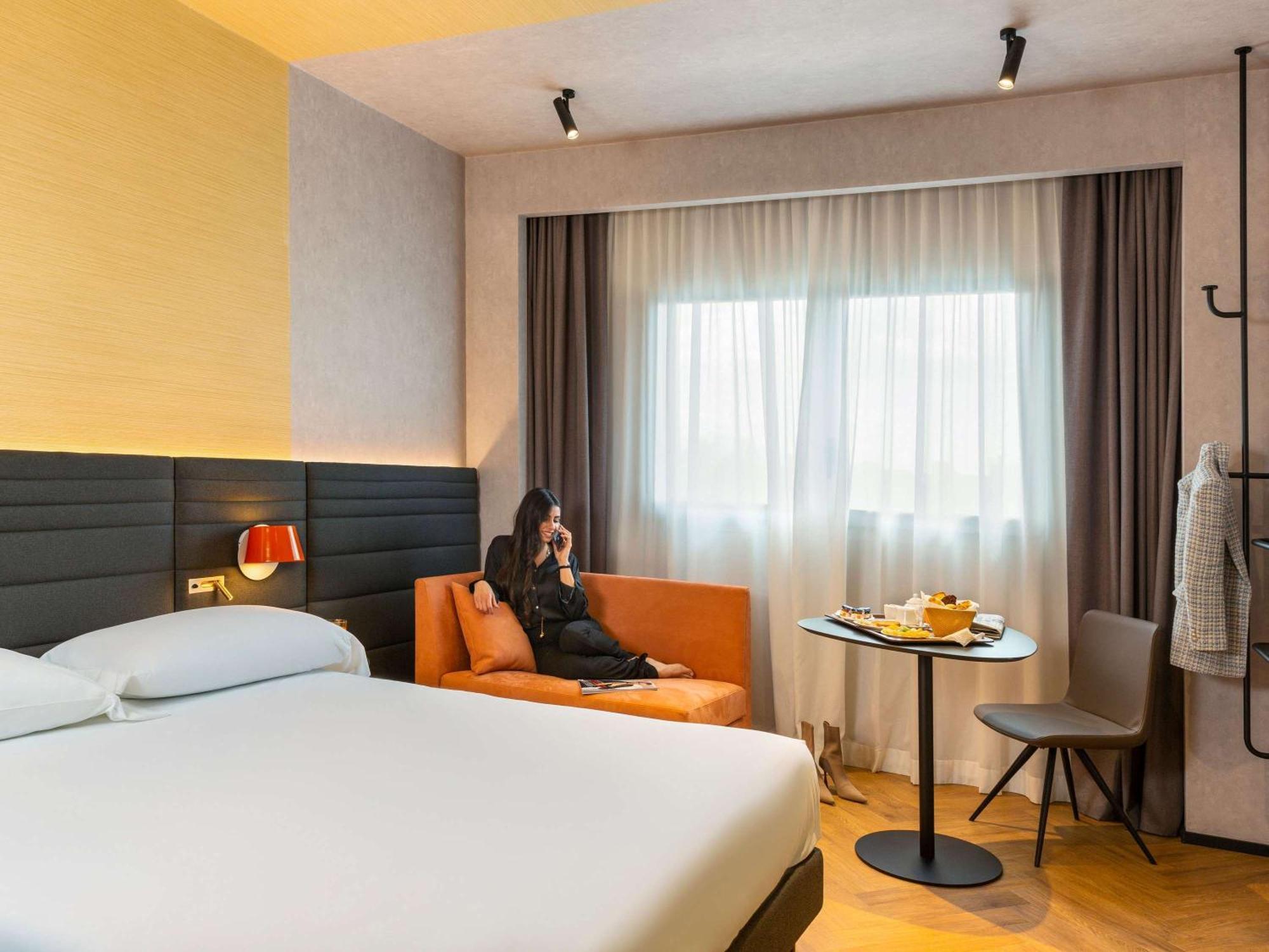 Novotel Sud Hotel 4*