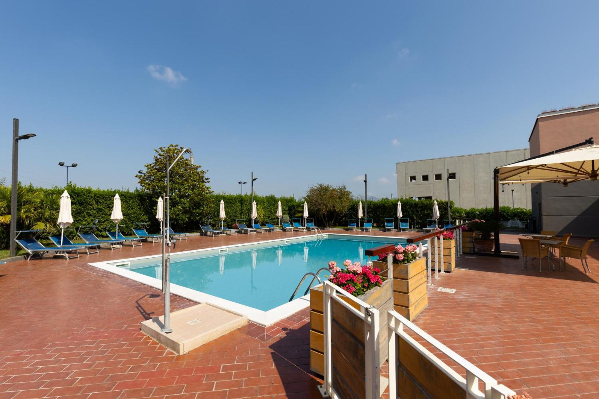 Novotel Sud 4*