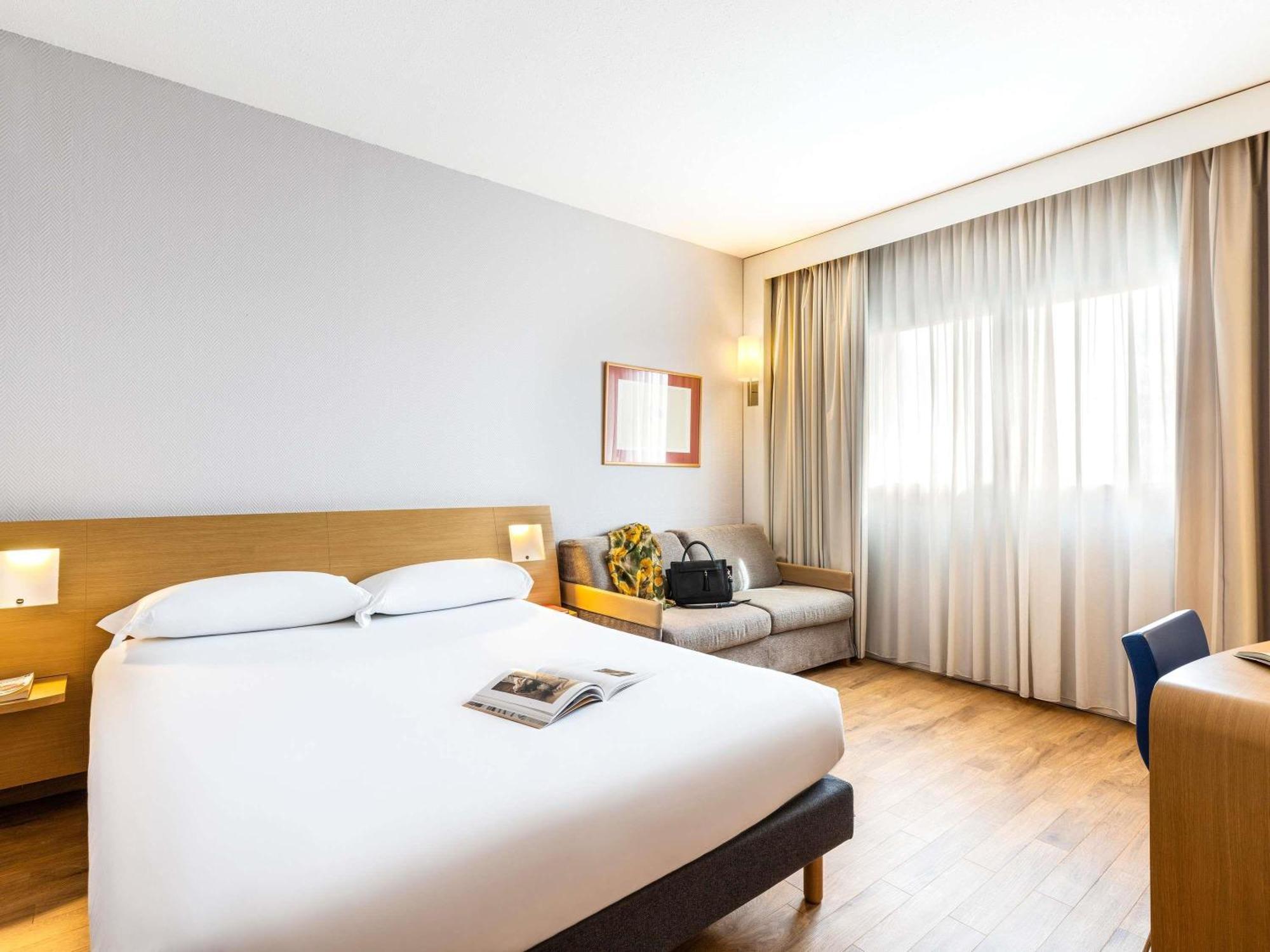 Novotel Sud Hotel 4*